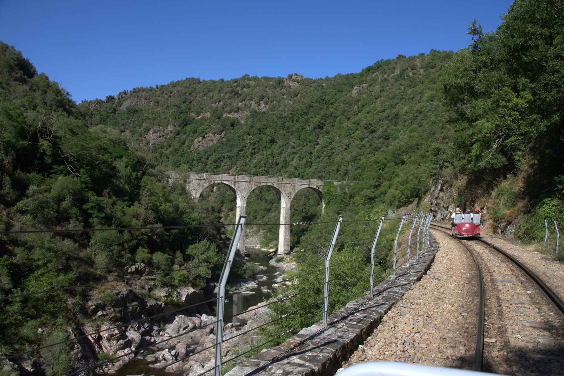 Jolie gorges du Doux.