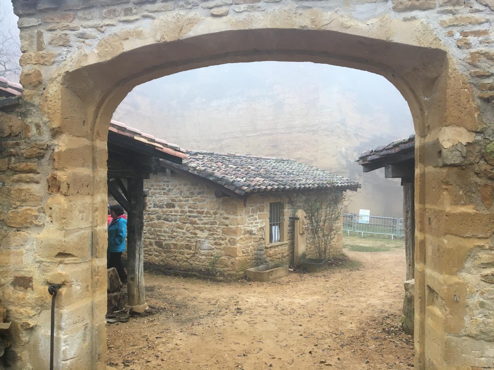 L'entrée de la carriére de Glay